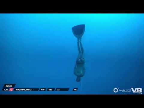 Freediving continental record with a monofin -112m