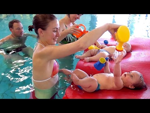 Babyschwimmen und Wassergewöhnung im Hallenbad Gelnhausen - Babyschwimmkurs