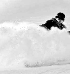 Carving-Snowboards-Beitragsbild