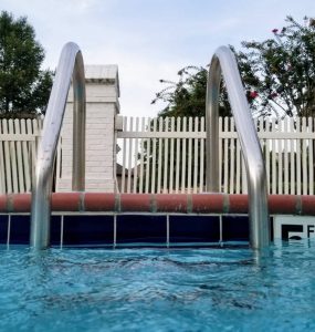 Pool_zaeune