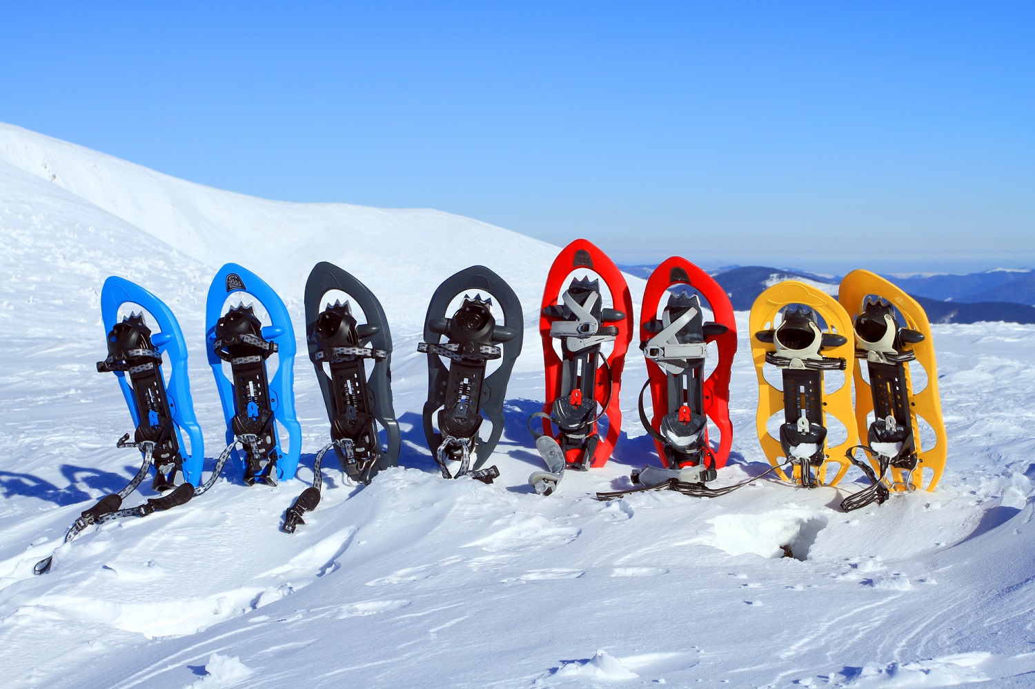30 Zoll Schwarze Schneeschuhe Leichter Aluminiumrahmen Snowfield Flexibles Gehen mit Schnalle XINMYD Schneeschuhe