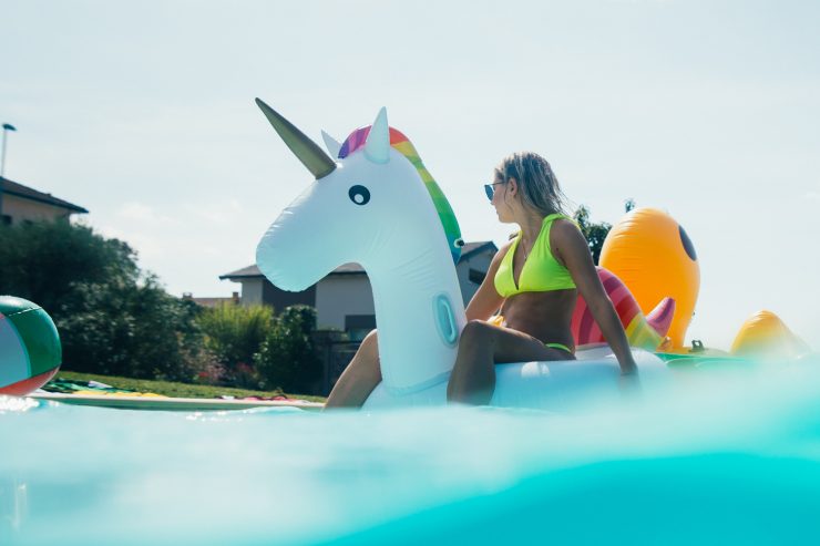 einhorn-luftmatratze-header