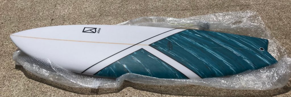 kanoa-surfboard-sicher-verpackt