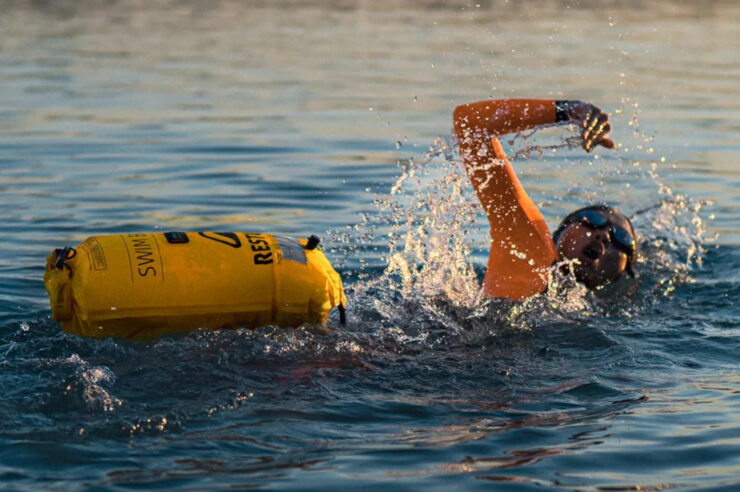 restube-swim-buoy