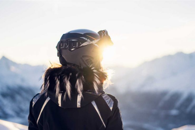 skihelm-mit-visier