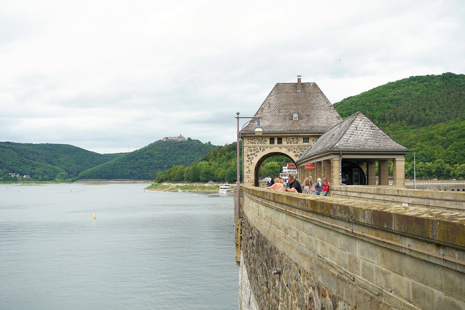 sup-edersee staudamm